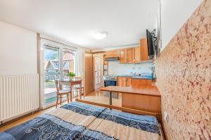 Fortun Estate - apartmaji ob reki Kolpi 