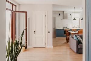 Terrace apartment near beach