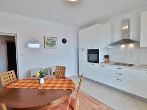 Apartments Biserka