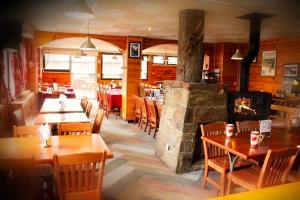 Hotels O CHALET 1700 chalet FFS : photos des chambres