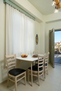 Aphrodite Mountain View