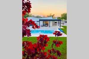 Villa Eni Medulin Sisan heated pool - 4hvězdičkové hotely ve městě Šišan