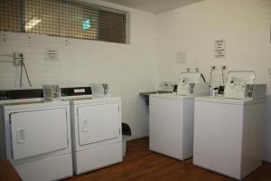 Mandurah Motel and Apartments