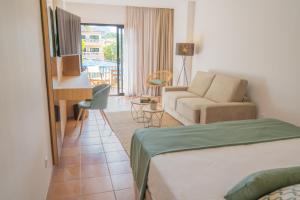 Double Standard Parking Spa access room in Mon Port Hotel & Spa