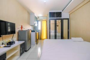 Wonderful Studio at Kebagusan City Apartment By Travelio