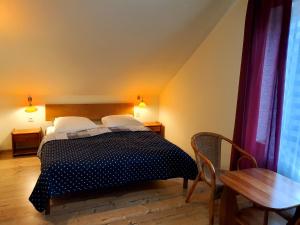 Two-Bedroom Apartment (4 Adults) room in Pensjonat Amber