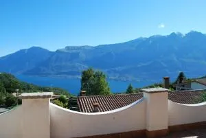 Casa Colombo - Theater Home - 坎皮奥内·德尔·加尔达