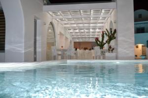 Antoperla Luxury Hotel & Spa Santorini Greece