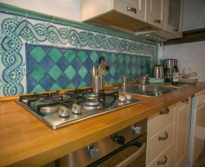 CASE&COLLINE La Mimosa