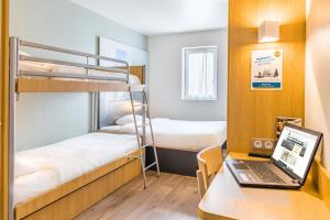 Hotels B&B HOTEL Tours Nord 2 La petite Arche : Chambre Quadruple