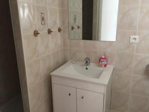 Appartements Villa Colombier : Appartement - Vue sur Piscine 