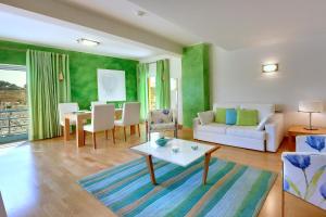 Marina Sand Residence