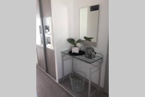 F2 agréable proche de toute commodité