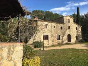 Alquiler de casa rural completa: Masía del siglo XV en la Costa Brava - Solíus