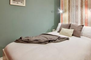 Valletta Art House - Retro Bordello