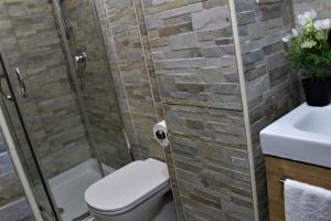 Crystal Ship Apartments