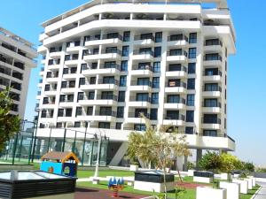 Patacona Beach Power!!