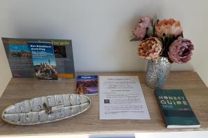 ONSITE Free Garage Parking, 10min Centre by Bus