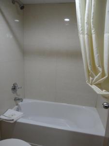 Quality Inn Pasadena - Houston East