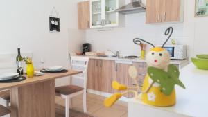 Apartment near center,beach,bus +free parking