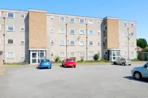 Wentworth Apartment with 2 bedrooms, Superfast Wi-Fi and Parking - Bredgar