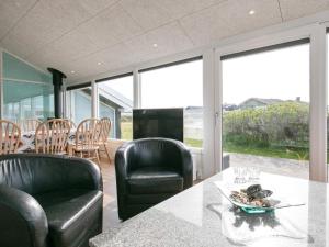 Three-Bedroom Holiday home in Væggerløse 44