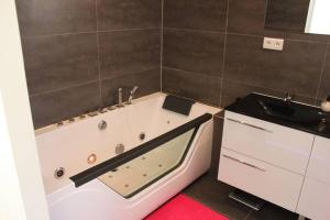 Villa contemporaine T5 avec piscine à Cassis