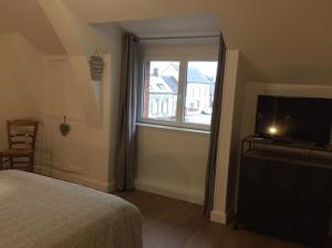 Hotels L'ESCALE FONTAINE SIMON : photos des chambres