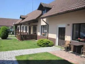 Válův dvůr Maštal - Kowářow