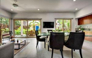 Poolside Bliss with Private Terrace and Jacuzzi