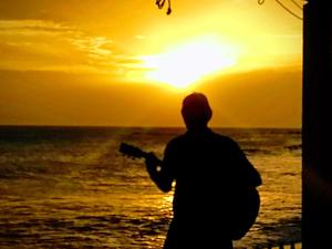 Playa Roca Beach Hotel