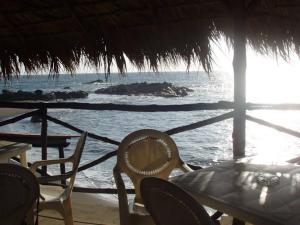 Playa Roca Beach Hotel