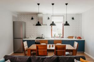 Terrace apartment near beach