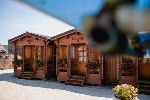 Casute Sebastian Baile Figa