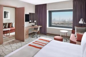 Junior King Suite room in Holiday Inn - Dubai Festival City