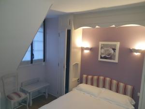 Hotels Contact Hotel du Relais Thouars : photos des chambres