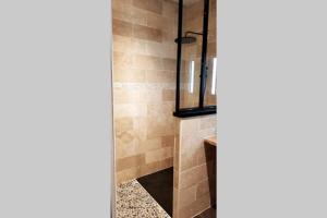 Appartements Le Saint Symphorien : photos des chambres