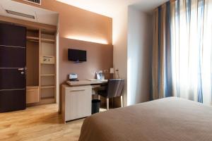 Standard Double Room room in Hotel Michelangelo