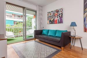 Art House Renoir Plaza Universitat Sant Antoni