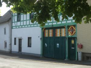Sunshine Cottage