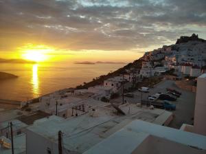 Θέαστρον - Theastron house with great view in Chora Astypalaia Greece