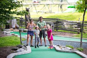 Mountain Lodge at Okemo-1Br Fireplace & Updated Kitchen condo