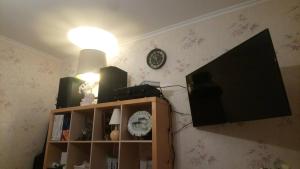Chambre au calme et simple, cuisine à dispo