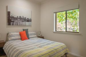 WayWood Wines Your Vineyard Getaway