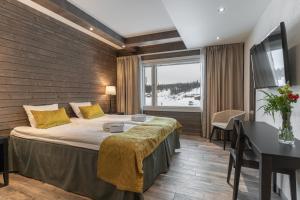 Superior Twin Room with Sauna room in Ski-Inn RukaValley