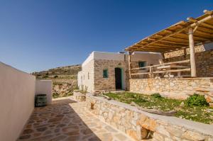 Dimitrakis Guesthouse Donousa-Island Greece