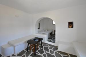 Petra Holiday Village Ios Greece