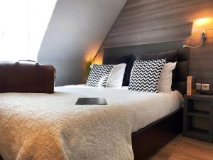 Hotels Hotel Clairefontaine : photos des chambres