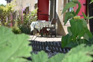 Maisons d'hotes Un Beau Regard sur la nature ! : photos des chambres