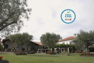 Casa do Meio do Povo - Turismo de Habitação - Chaves